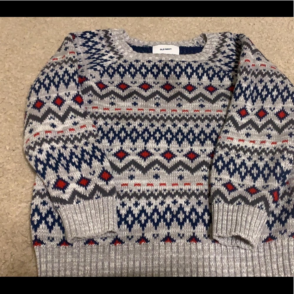 Old navy sweater